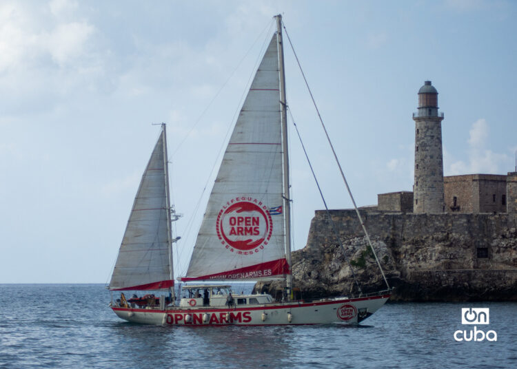 El velero Astral, de la ONG española Open Arms, arriba a La Habana,El velero Astral de la ONG española Open Arms arribó al puerto de La Habana, con siete toneladas de ayuda humanitaria, el domingo 19 de julio de 2026. Foto: Otmaro Rodríguez.