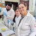 La colaboración con la Universidad Federal Río Grande del Sur, de Brasil, permite además analizar citocinas inflamatorias, marcadores más específicos que Cuba no puede procesar de forma independiente. Foto: Escambray.