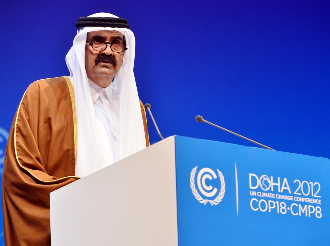 Imagen de archivo del fallecido emir padre de Qatar, el jeque Hamad bin Khalifa Al Thani. Foto: EFE / EPA / STR / Archivo.