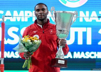 El cubano Manrique Larduet, campeón nacional de Italia en el concurso general de la gimnasia. Foto: Tomada del perfil de Facebook de la Federación Italiana de Gimnasia.