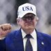 Fotografía de archivo del 15 de junio de 2026 del presidente de Estados Unidos, Donald Trump, reaccionando tras el evento UFC Freedom 250, celebrado en el Jardín Sur de la Casa Blanca en Washington. Foto: EFE/EPA/BONNIE CASH / POOL ARCHIVO.