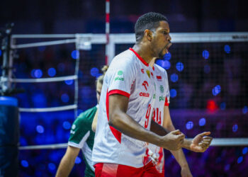 El cubano nacionalizado polaco Wilfredo León celebra la victoria de Polonia en la Liga de Naciones de Voleibol 2026. Foto: Volleyball World.