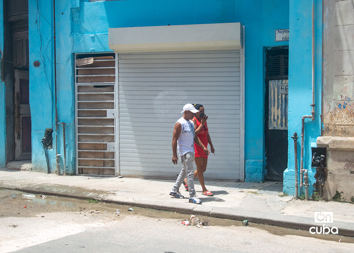 Negocio privado cerrado en La Habana. Foto: Otmaro Rodríguez.
