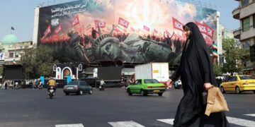 Tan solo la guerra contra Irán le ha costado a Estados Unidos aproximadamente 37 500 millones de dólares hasta julio de 2026, según cifras oficiales del Pentágono. Foto: Abedin Taherkenareh / EFE / EPA / Archivo.