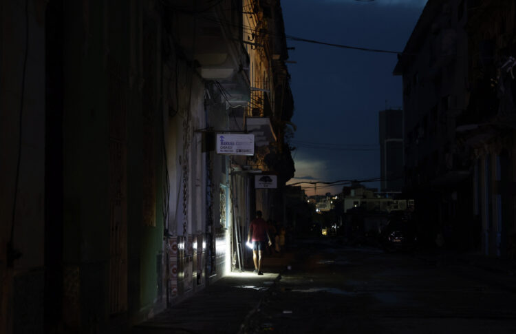 Foyo: EFE/ Ernesto Mastrascusa.