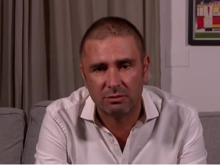 El exparlamentario italiano Alessandro Di Battista durante una entrevista para La7. Foto: YouTube/Alessandro Di Battista.