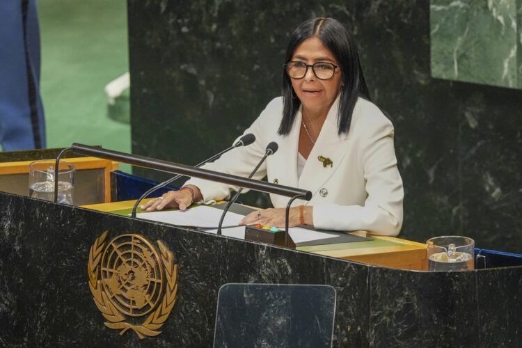 La presidenta encargada de Venezuela, Delcy Rodríguez, habla durante la 81ª Asamblea General de Naciones Unidas en Nueva York .Foto: Ángel Colmenares / EFE.