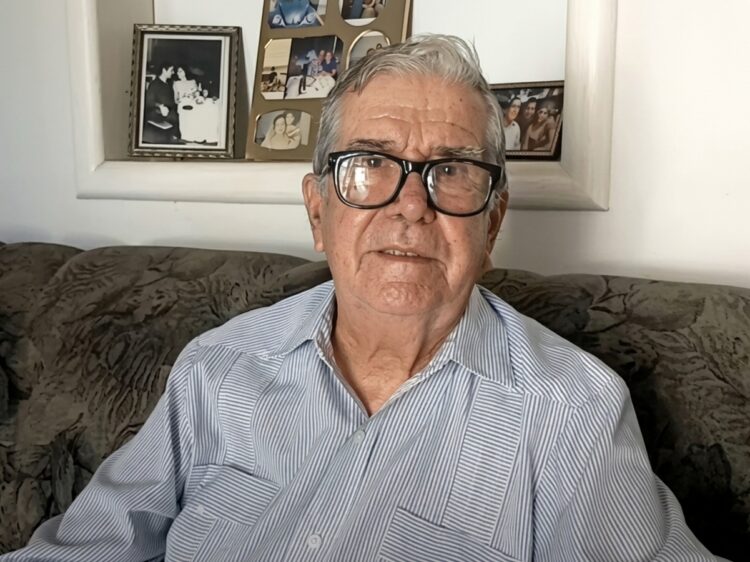 El presentador Fernando Guardado, presentador durante 40 años del programa Palmas y Cañas. Foto: Televisión cubana.