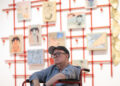Flavio Garciandía durante la presentación de su exposición 'Flavio Garciandía: Autorretrato no autorizado' en el Museo de Arte Contemporáneo de Monterrey (Marco) este jueves, en Monterrey. Foto: Miguel Sierra/EFE.