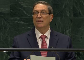 El canciller cubano, Bruno Rodríguez, habla ante la Asamblea General de la ONU, el 27 de septiembre de 2026. Foto: @CubaMINREX / X.