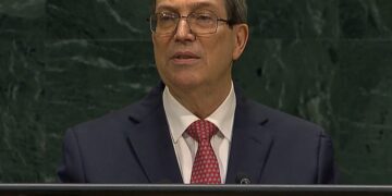 El canciller cubano, Bruno Rodríguez, habla ante la Asamblea General de la ONU, el 27 de septiembre de 2026. Foto: @CubaMINREX / X.