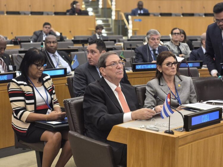 Fotografía tomada de la cuenta oficial en X del canciller cubano, Bruno Rodríguez, durante una reunión ministerial de la Celac, en el contexto de la Asamblea General de la ONU, en Nueva York. Foto: @BrunoRguezP / X / EFE.