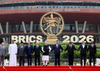 Líderes de los países miembros del grupo BRICS, en la cumbre del bloque realizada en Nueva Delhi, India. Foto: Alexander Kazakov / Sputnik / Kremlin POOL / EFE / EPA.