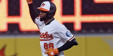 El cubano Luis Robert Jr. abrió su cuenta jonronera con los Orioles de Baltimore. Foto: @Orioles / X.