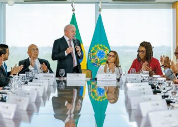 Encuentro del presidente brasileño, Lula da Silva, con líderes evangélicos de Cuba, EE.UU. y Brasil, el 16 de septiembre de 2026. Foto: @LulaOficial / X.