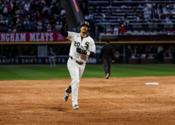 El cubano Miguel Vargas ha sido una de las bujías de los Medias Blancas en su resurgir en 2026. Foto: @whitesox / X.