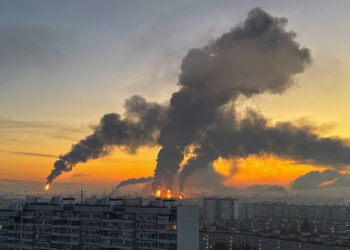 Dos personas murieron y otras 21, entre ellas varios menores, resultaron heridas este domingo en la región de Moscú por un ataque ucraniano con drones en la principal jornada de las elecciones parlamentarias en Rusia. Foto: Cuenta oficial en X del ministro de exteriores de Ucrania, Andrii Sybiha/EFE.