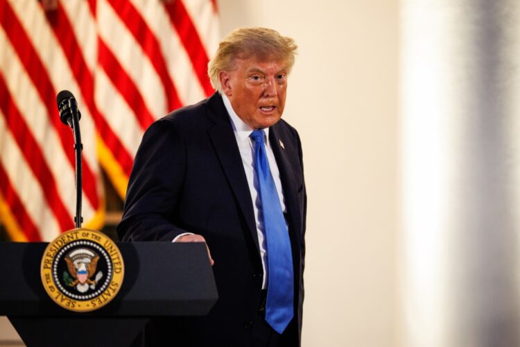 Trump durante un encuentro con legisladores republicanos en el Jardín de las Rosas, en la Casa Blanca, el 2 de septiembre de 2026. Foto: Samuel Corum/EFE/EPA/ POOL.