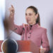 Claudia Sheinbaum habla durante una rueda de prensa este martes, en el Palacio Nacional en Ciudad de México. Foto: Isaac Esquivel/EFE.