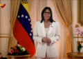 Delcy Rodríguez se dirigió al país, poco antes de la conferencia de prensa convocada por la líder opositora María Corina Machado, el primero desde el retorno de la premio nobel al país, el pasado domingo. EFE/ Canal Estatal VTV.