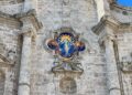 "Madonna Luminosa", obra de Aluan Argüelles ocupa el óculo de la Catedral de La Habana. Foto: Lied Lorain.