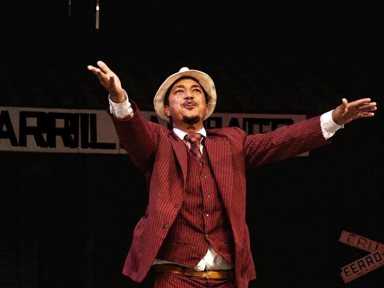 Obra de teatro "Las flores de su vida", inspirada en la vida de Compay Segundo. Foto: Cortesía de Tulio Marín.