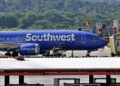 Avión de la aerolínea estadounidense Soutwest este lunes, en el aeropuerto internacional José Martí, en La Habana. Foto: Ernesto Mastrascusa/EFE