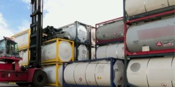 La noticia contrasta con la reciente incautación de 90 cargamentos de biodiésel, unos 615 000 galones valorados en más de 2,8 millones de dólares. Foto: Univisión.