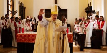El obispo Ángel Rivera Rodríguez y otros religiosos de la Iglesia Episcopal en Cuba. Foto: episcopalcuba / Instagram.