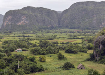 Valle de Viñales, en la provincia cubana de Pinar del Río. Foto: Ernesto Mastrascusa / EFE / Archivo.