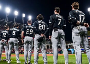 Tras ser eliminados en la Serie Divisional por los Guardianes, los Medias Blancas de Chicago, del cubano Miguel Vargas, dijeron adiós a la postemporada 2026 de la MLB. Foto: Tomada del perfil de Facebook de los Chicago White Sox.